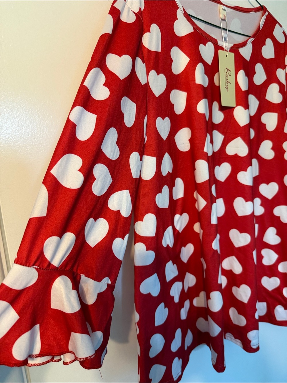 Red Heart-Print Ruffle Sleeve Tunic Top - Picture 3 of 6